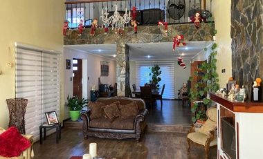 Casa En Venta De 4 Dorm. En Machalí
