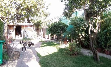 Casa En Venta 2d+1b. 250 M2. San Joaquín.