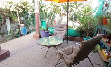 Casa En Venta 2d+1b. 250 M2. San Joaquín.