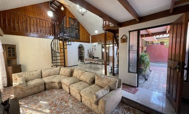 Casa En Venta De 4 Dorm. En La Granja