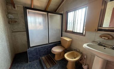 Casa En Venta De 4 Dorm. En La Granja