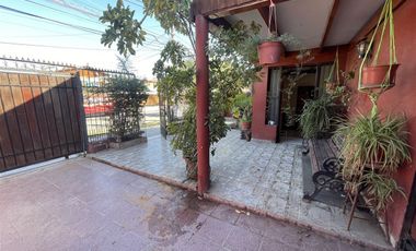 Casa En Venta De 4 Dorm. En La Granja