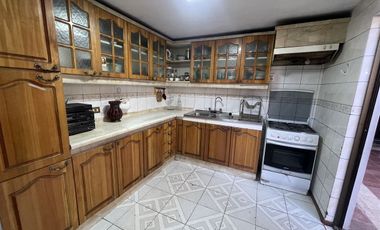 Casa En Venta De 4 Dorm. En La Granja