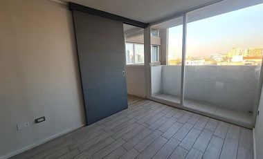 Departamento En Venta De 2 Dorm. 2 B, Arturo Pratt