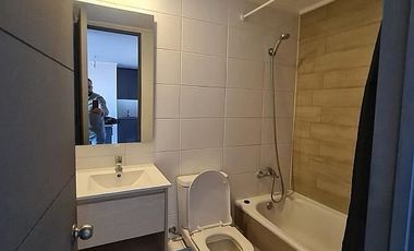 Departamento En Venta De 2 Dorm. 2 B, Arturo Pratt