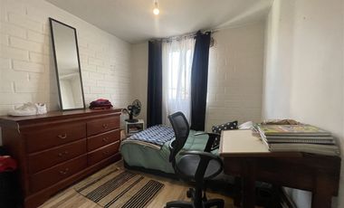 Casa En Venta De 5 Dorm. En Quilicura