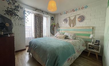 Casa En Venta De 5 Dorm. En Quilicura