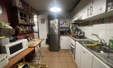 Casa En Venta De 5 Dorm. En Quilicura