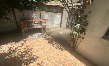 Casa En Venta De 4 Dorm. 3 Baños En Concepción