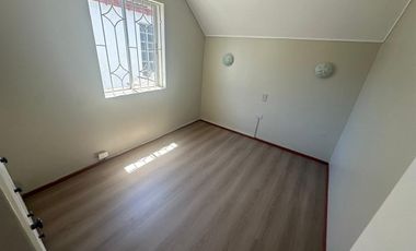 Casa En Venta De 4 Dorm. 3 Baños En Concepción