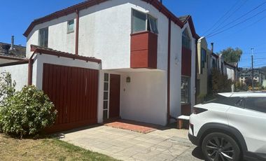 Casa En Venta De 4 Dorm. 3 Baños En Concepción
