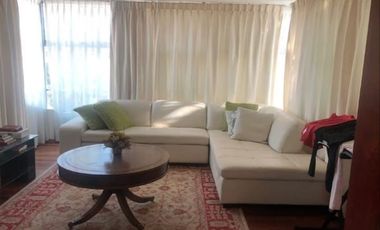 Casa En Venta De 5 Dorm. En Pirque