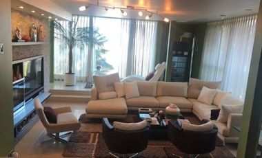 Casa En Venta De 5 Dorm. En Pirque