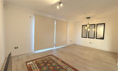 Casa En Venta De 4 Dorm. En Lampa