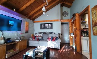 Venta De Acogedora Casa Con 3d Y 1b En Pudahuel