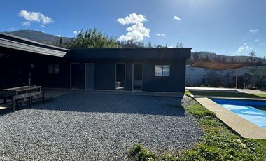 Casa En Venta De 2 Dorm. En Quillón