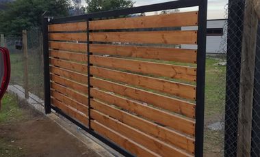 Casa En Venta De 2 Dorm. En Quillón