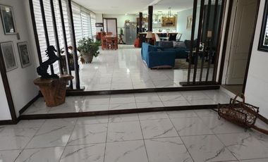 Casa Parcela En Venta De 5 Dorm. En Yerbas Buenas