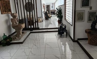 Casa Parcela En Venta De 5 Dorm. En Yerbas Buenas