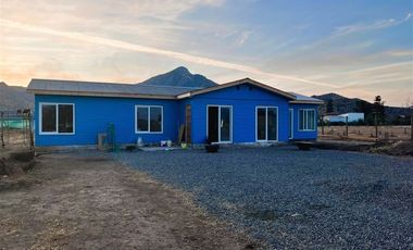 Casa En Venta De 3 Dorm. En Tiltil
