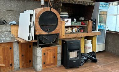 Casa En Venta Oportunidad De 5 Dorm. En Peñaflor