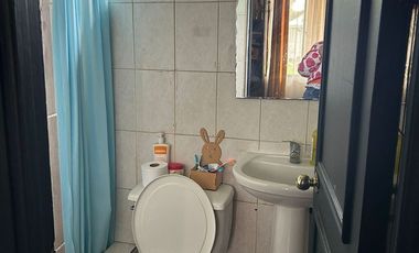 Casa En Venta Oportunidad De 5 Dorm. En Peñaflor