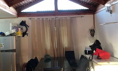 Casa En Venta De 4 Dorm. 2 Baños En Linares