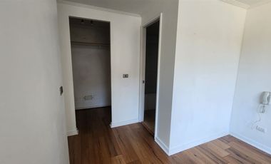 Departamento En Venta De 3 Dorm. En Santiago