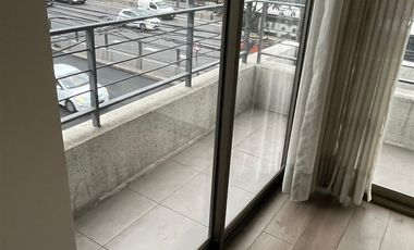 Venta De Comodo Y Lindo Depto 1d Y 1b En Estacion Central