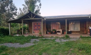 Parcela Con Casa 4 Dorm. 2 Baños En Venta En Linares