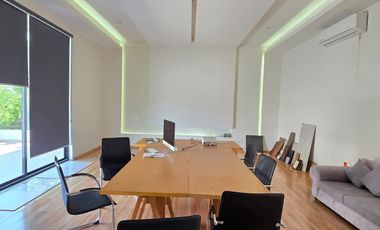 EDIFICIO PARA OFICINAS EN VENTA DE 2 NIVELES EN EXCLUSIVA ZONA COMERCIAL