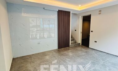 Casa en venta en Fracc. Privado Monte Magno – Diseño moderno en esquina