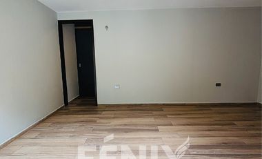 Casa en venta en Fracc. Privado Monte Magno – Diseño moderno en esquina