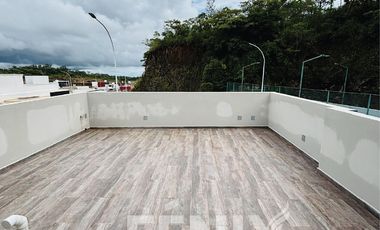 Casa en venta en Fracc. Privado Monte Magno – Diseño moderno en esquina