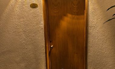 Oficina en renta en Bosques de las Palmas. Excelente para consultorio