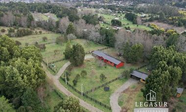 Casa En Venta De 4 Dorm. En Los Lagos