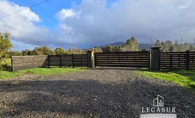 Casa En Venta De 4 Dorm. En Los Lagos