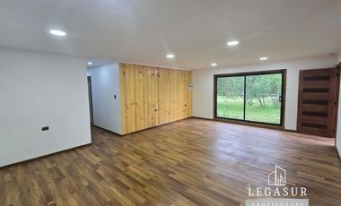 Casa En Venta De 4 Dorm. En Los Lagos