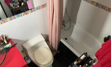 Casa En Venta De 8 Dorm. En Linares