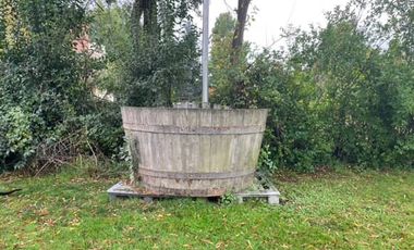 Casa En Venta De 8 Dorm. En Linares