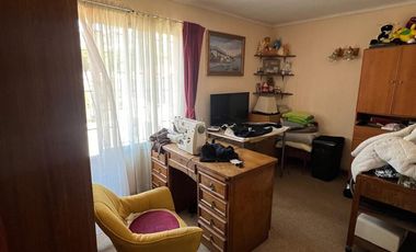 Amplia Casa En Cerro Bellavista, En Valparaíso