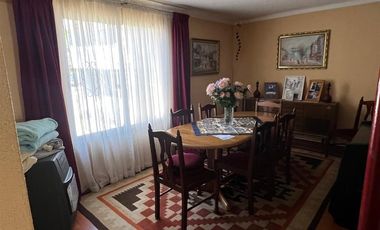 Amplia Casa En Cerro Bellavista, En Valparaíso