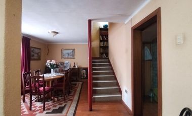 Amplia Casa En Cerro Bellavista, En Valparaíso