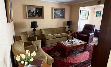 Amplia Casa En Cerro Bellavista, En Valparaíso