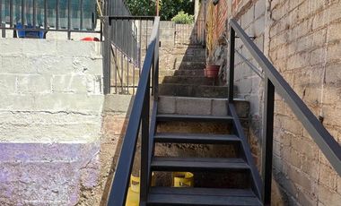 Amplia Casa En Cerro Bellavista, En Valparaíso