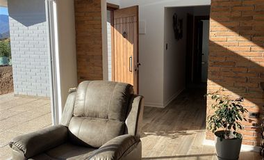 Casa Nueva En Venta De 2 Dorm. En Cabildo