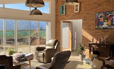 Casa Nueva En Venta De 2 Dorm. En Cabildo