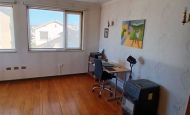 Se Vende Hermosa Y Amplia Casa En Cerro Alegre.