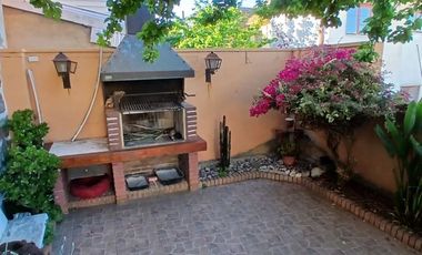 Se Vende Hermosa Y Amplia Casa En Cerro Alegre.