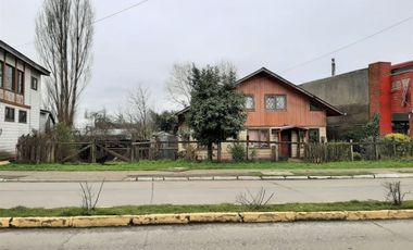 Casa En Venta De 5 Dorm. En Puyehue